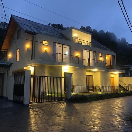 R21 Nuwara Eliya Hotel Ngoại thất bức ảnh