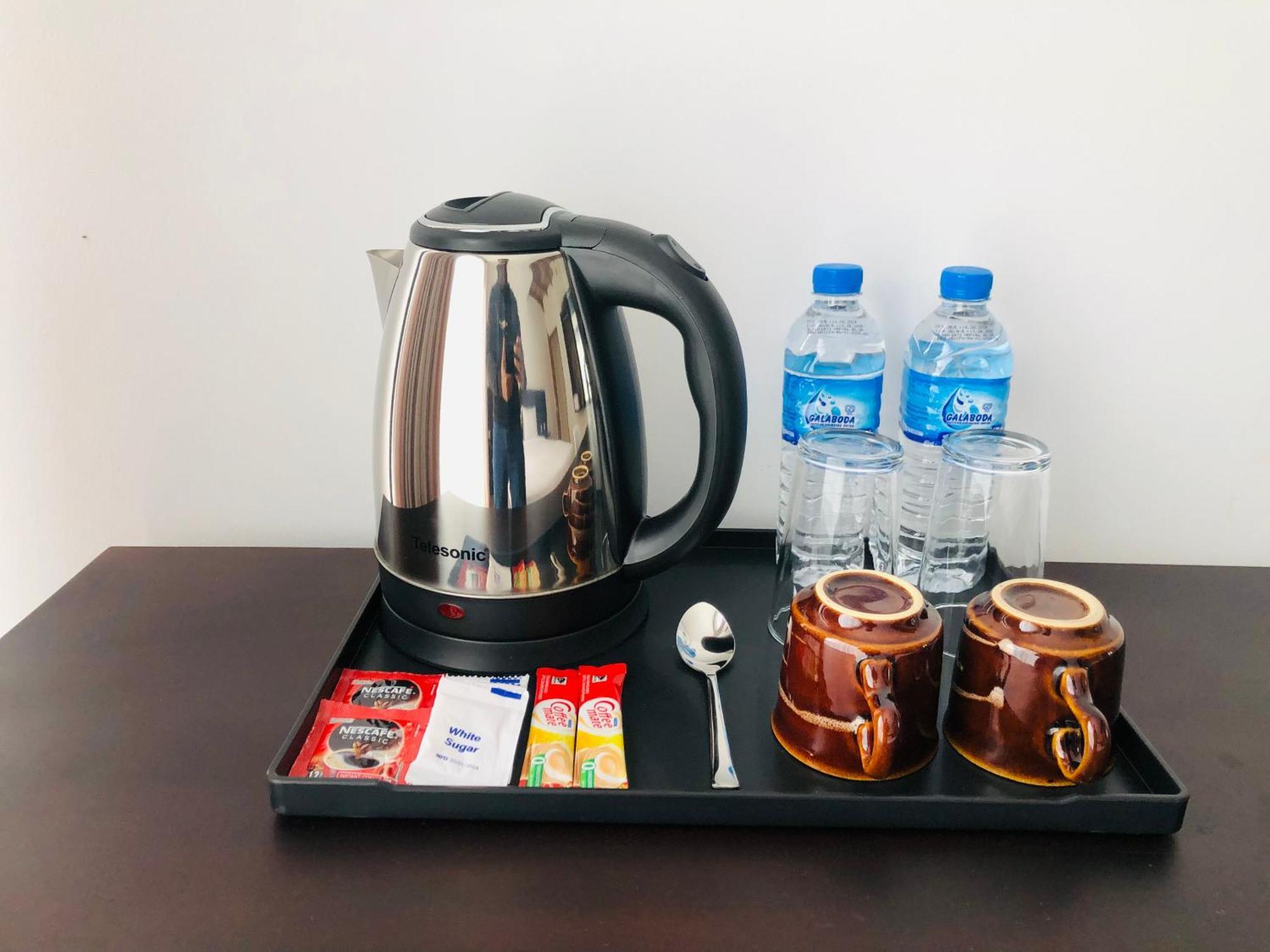 R21 Nuwara Eliya Hotel Ngoại thất bức ảnh